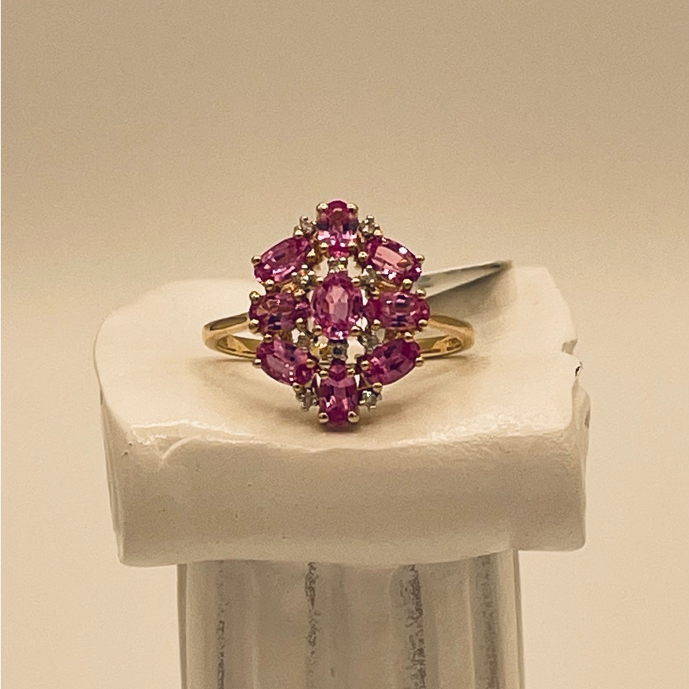 NEW 2.20CTW Oval Pink Sapphire & .07CTW Round White Diamond Accent 10K Gold Ring